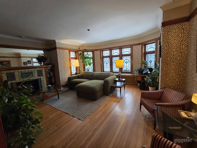  Bungalow vintage à Berwyn avec sous-sol rétro 