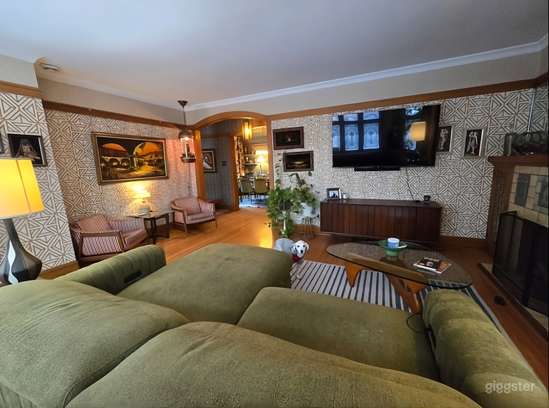  Bungalow vintage à Berwyn avec sous-sol rétro 