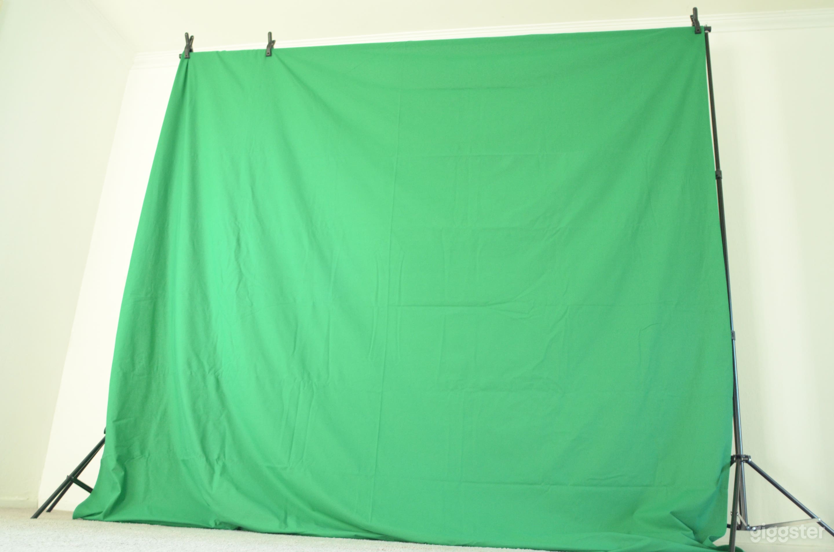 Video and Photography Studio Photo 3
