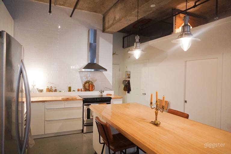  The Happy Yellow Loft | Creative Conversations and Dining 