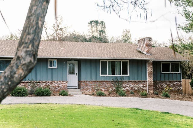 Lake Park Landing Photo 1