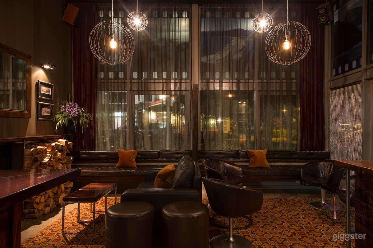 Classy Bar in Te Anau Photo 1