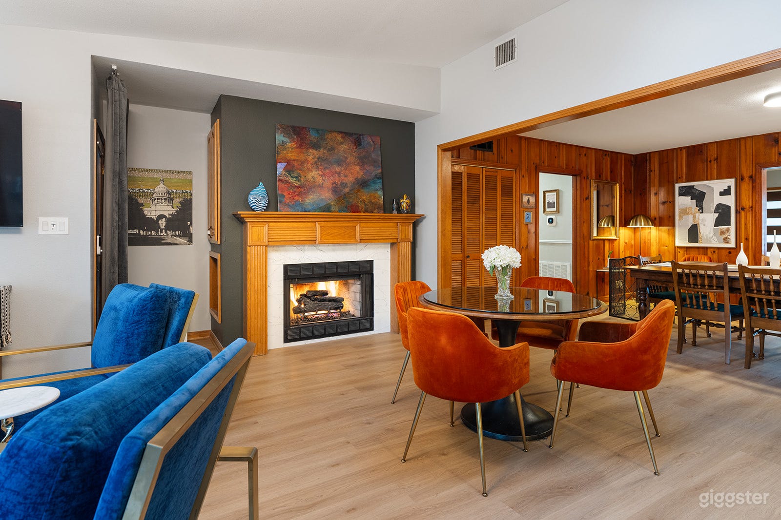 Sprawling Mid Century Home - Pool and Hot Tub Photo 1