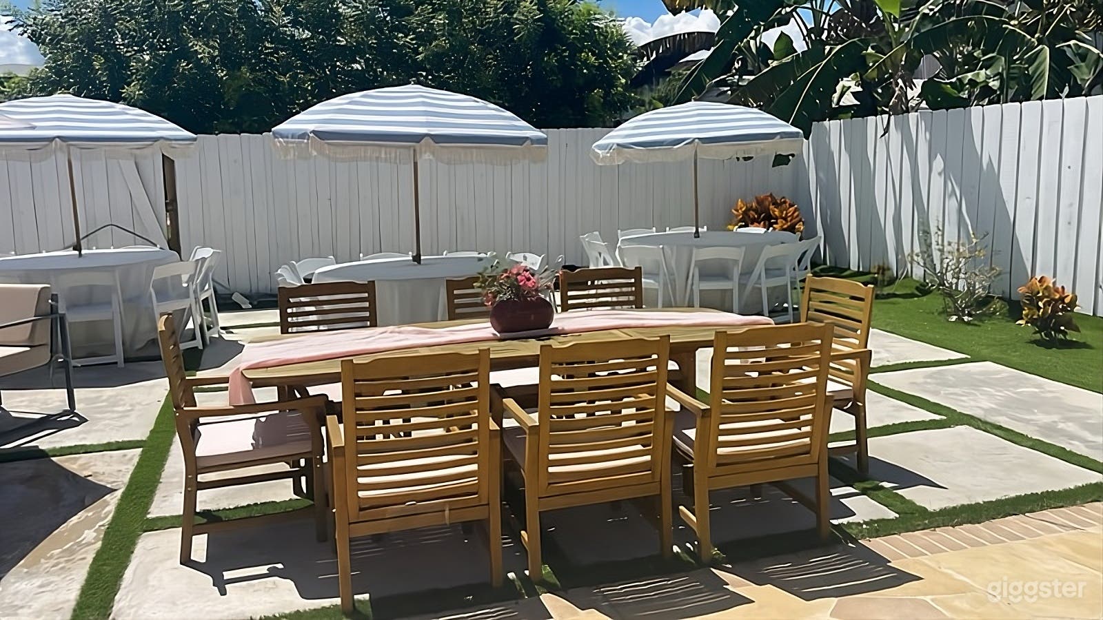 Backyard Tropical Event Oasis Photo 1