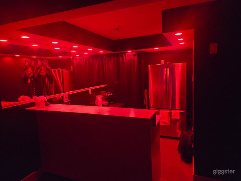  Industrial Multi-studio Production Space 