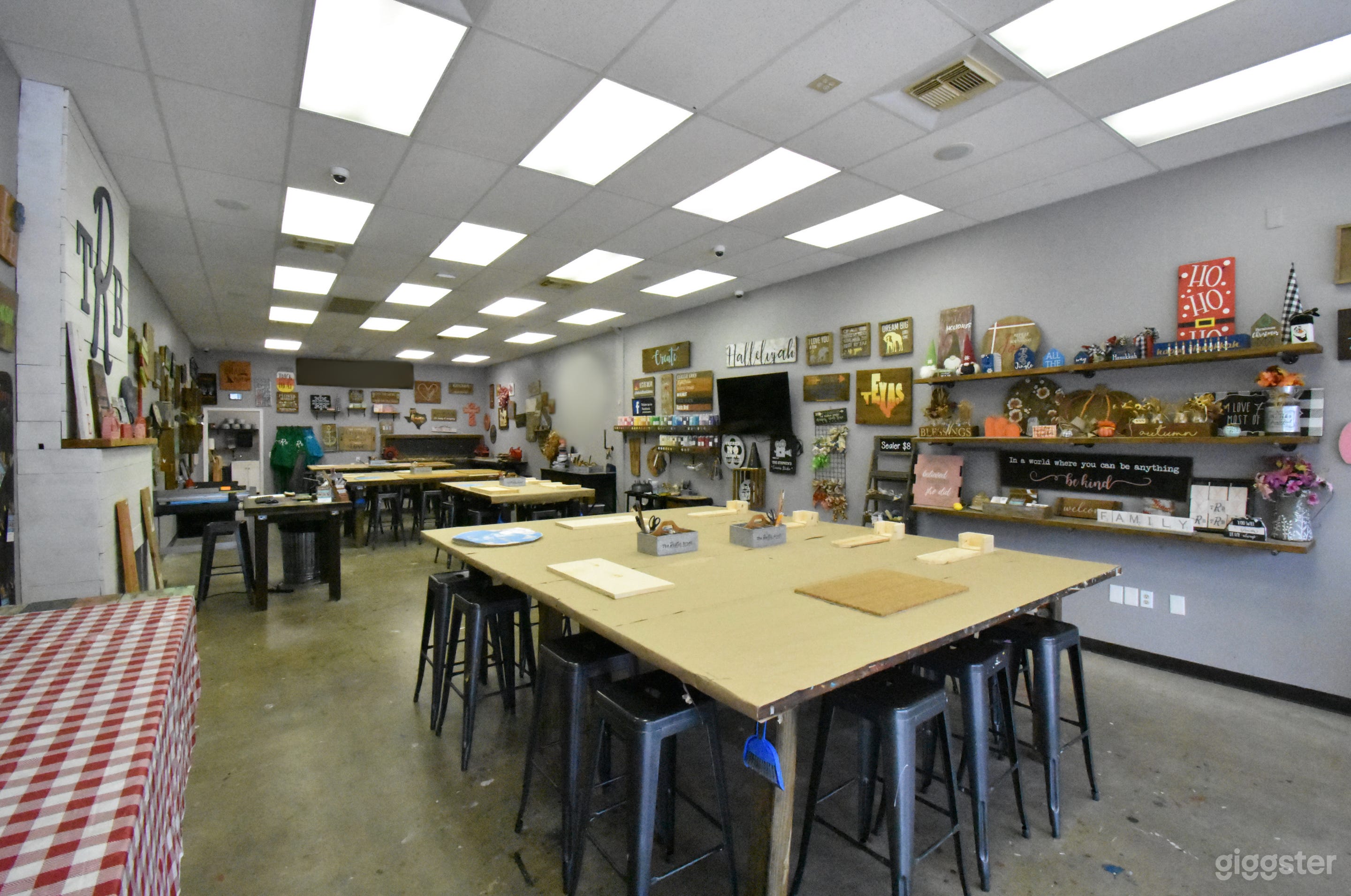 Art Studio in Galleria Photo 4