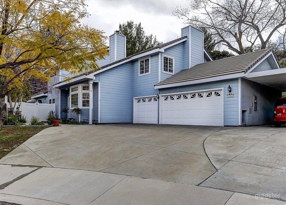 4C’s Castaic Cape Cod Colonial Photo 1