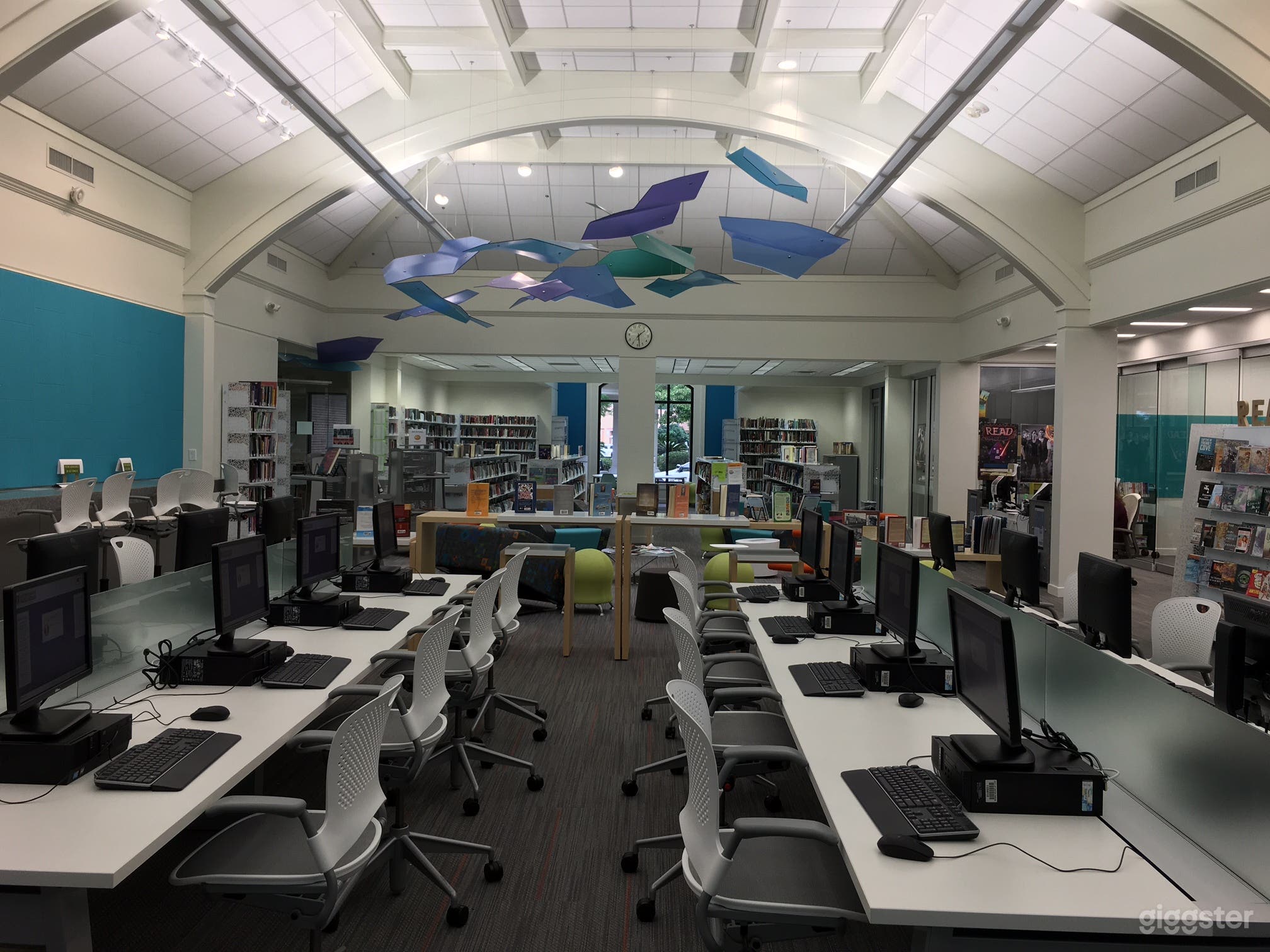 Public Library in Bluebonnet Regional Branch Photo 4