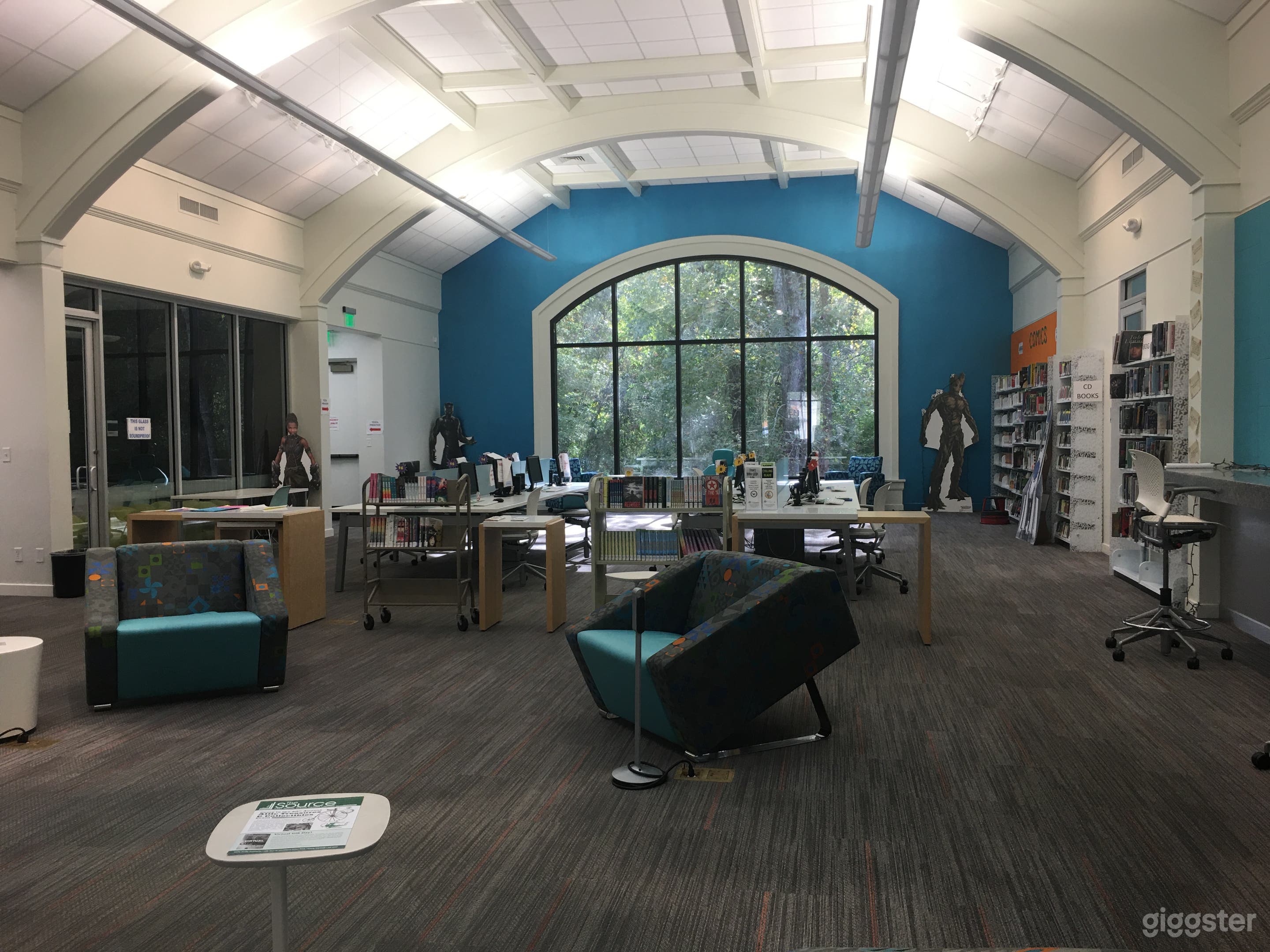 Public Library in Bluebonnet Regional Branch Photo 1