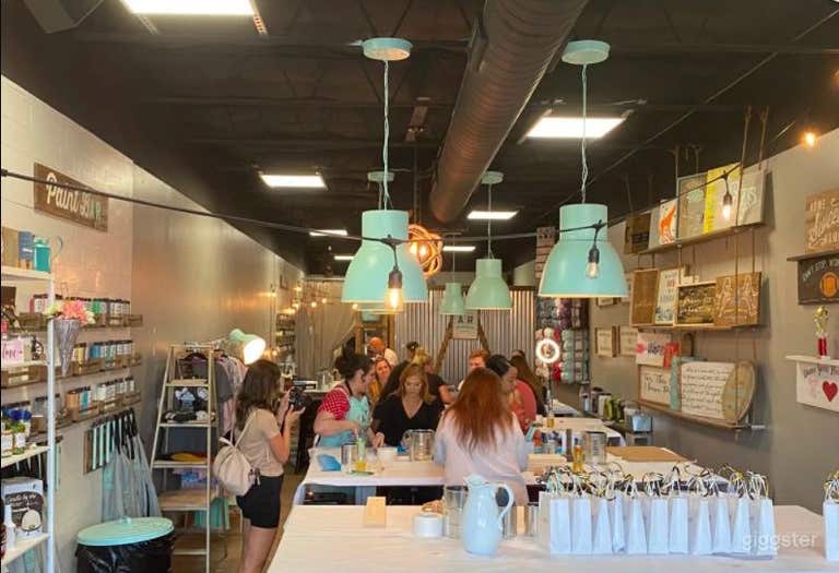  Relaxing Cozy Art Studio 