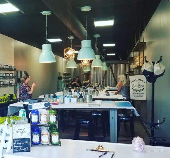  Relaxing Cozy Art Studio 