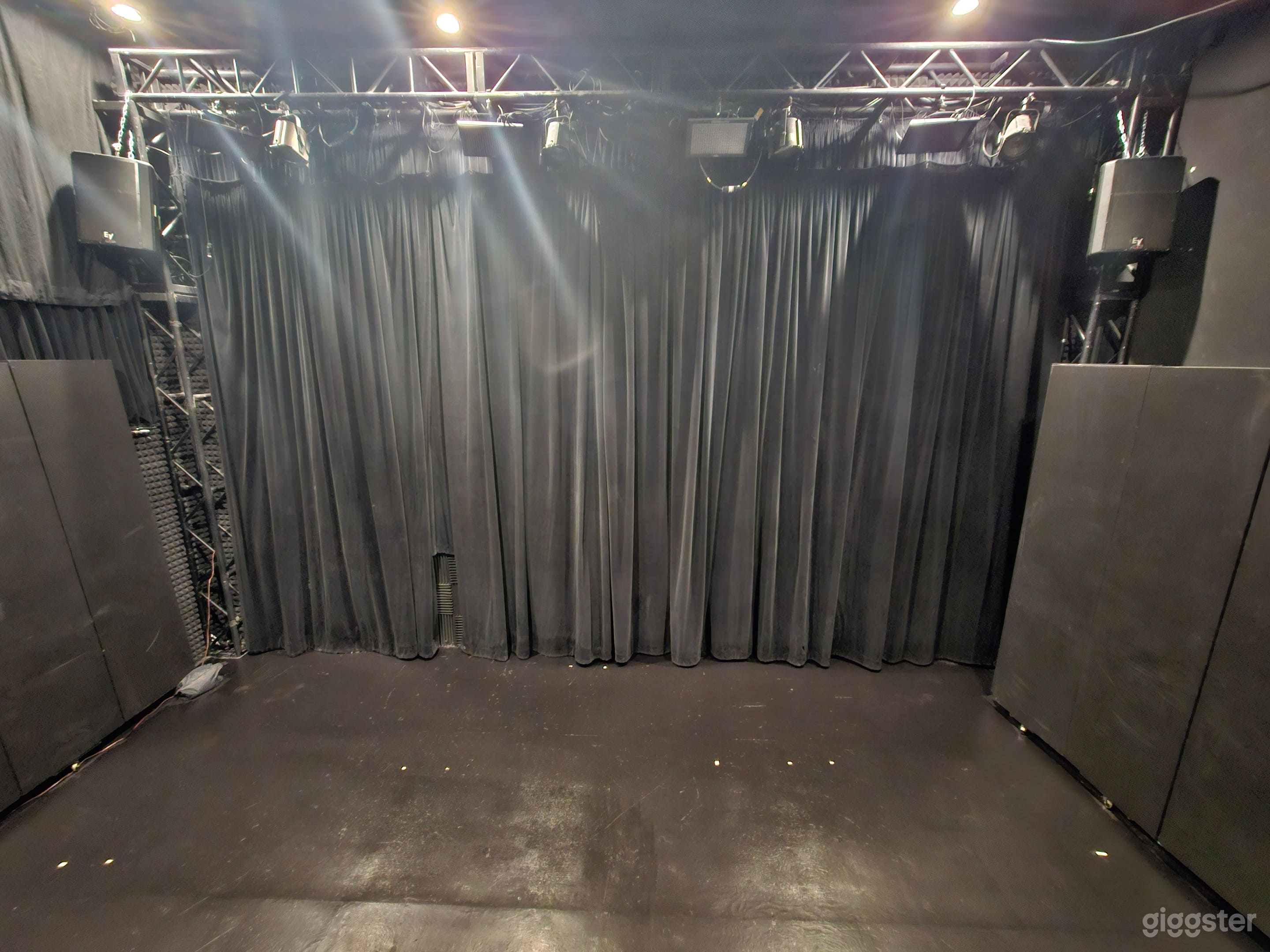 The Beckett - Noho Arts District Theatre Perfect for Comedy Photo 2