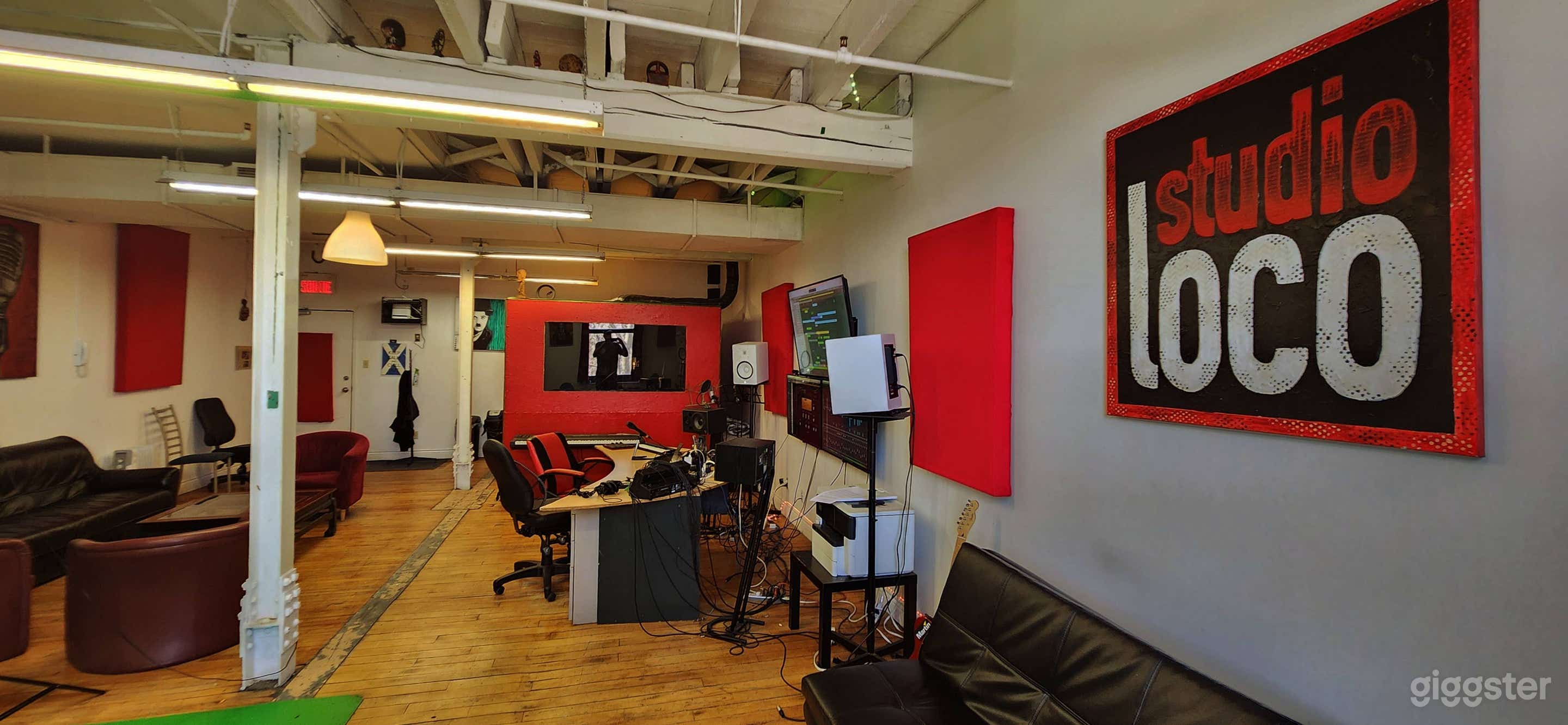 Audio &amp; Video Production Studio Photo 2