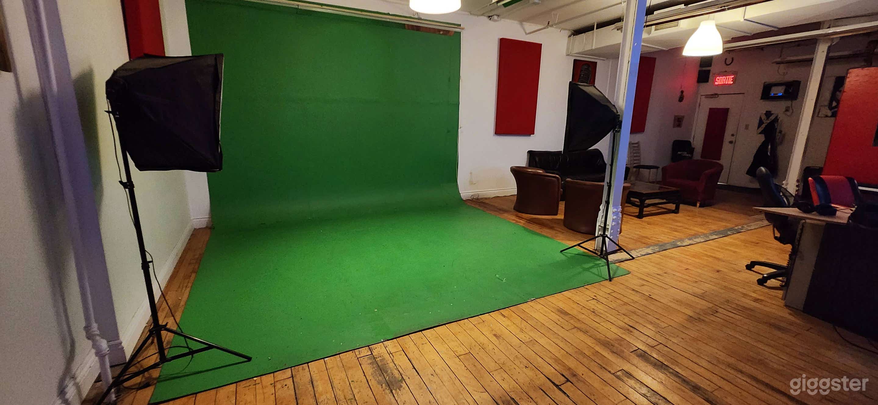 Audio &amp; Video Production Studio Photo 4