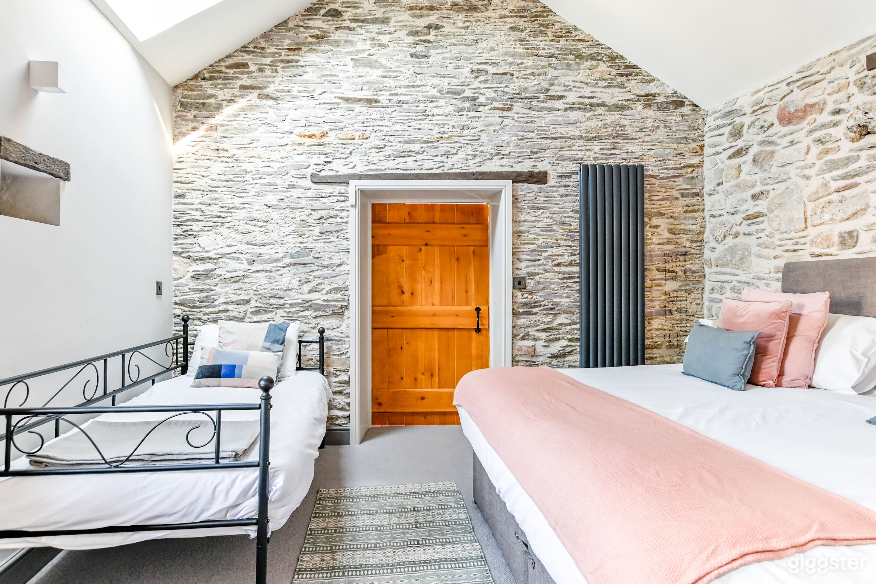 Bulrush Barn bedroom