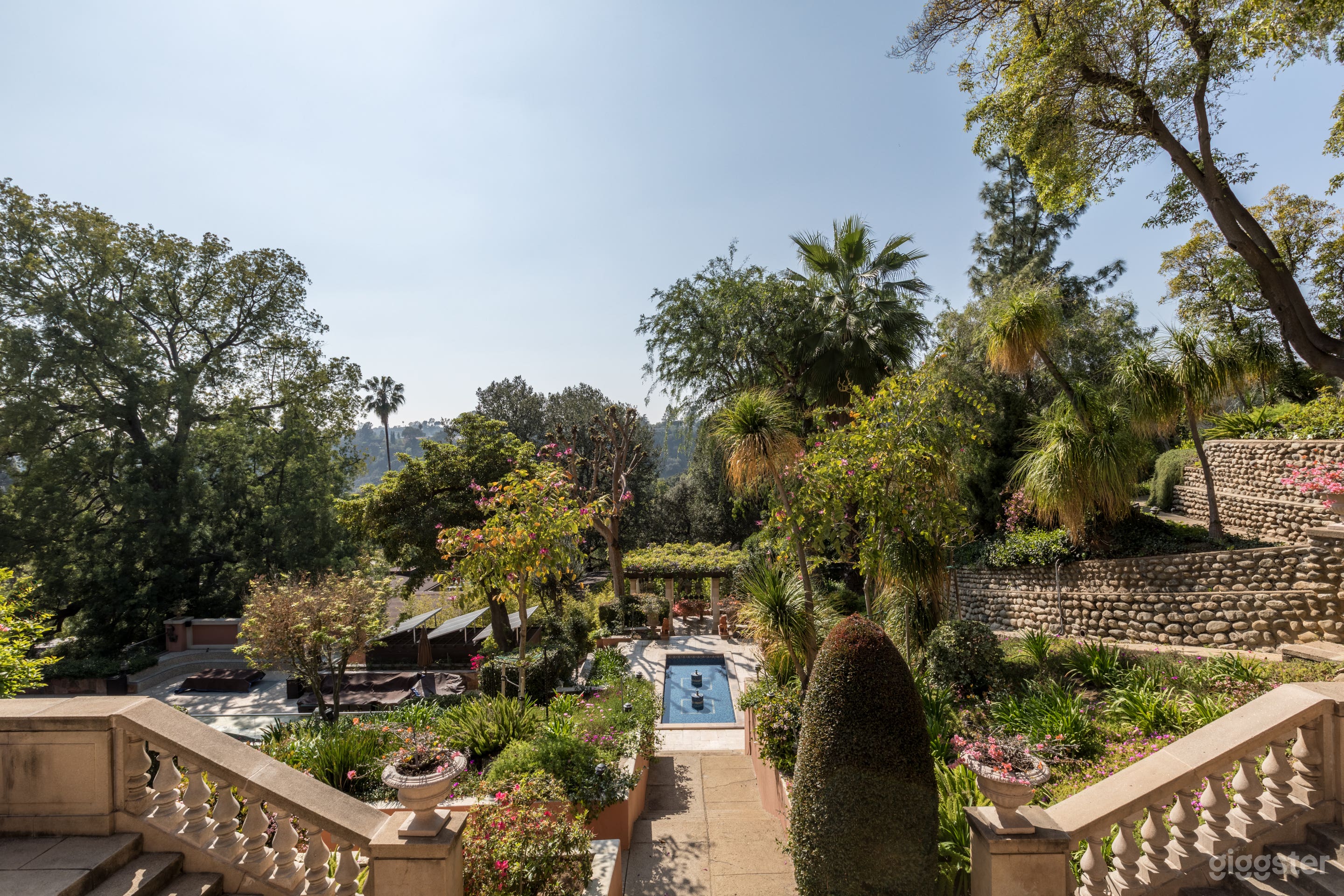 Pink Palace in Pasadena Photo 1