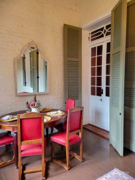  Stately Townhouse with Terrace 