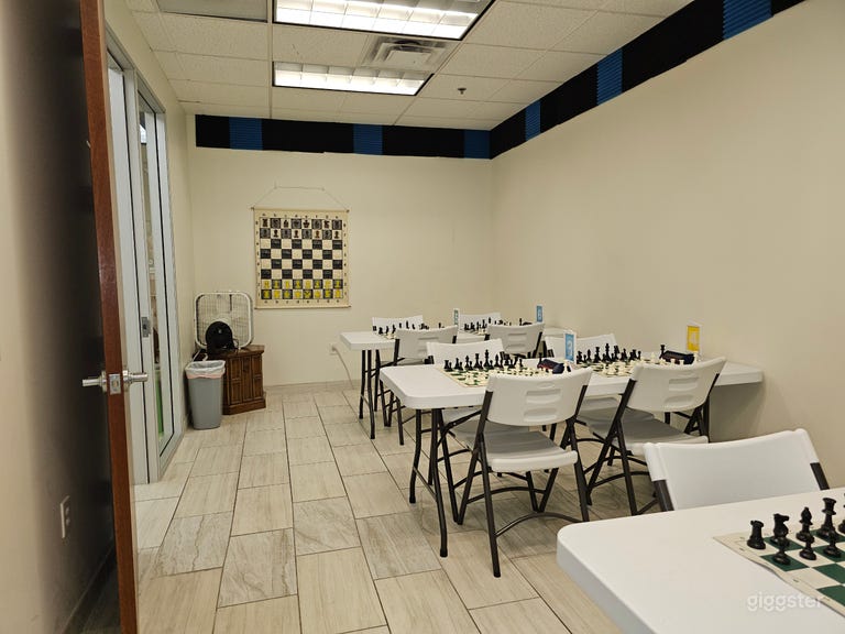  Entire Learning Center: Ideal for classes, training, & more! 