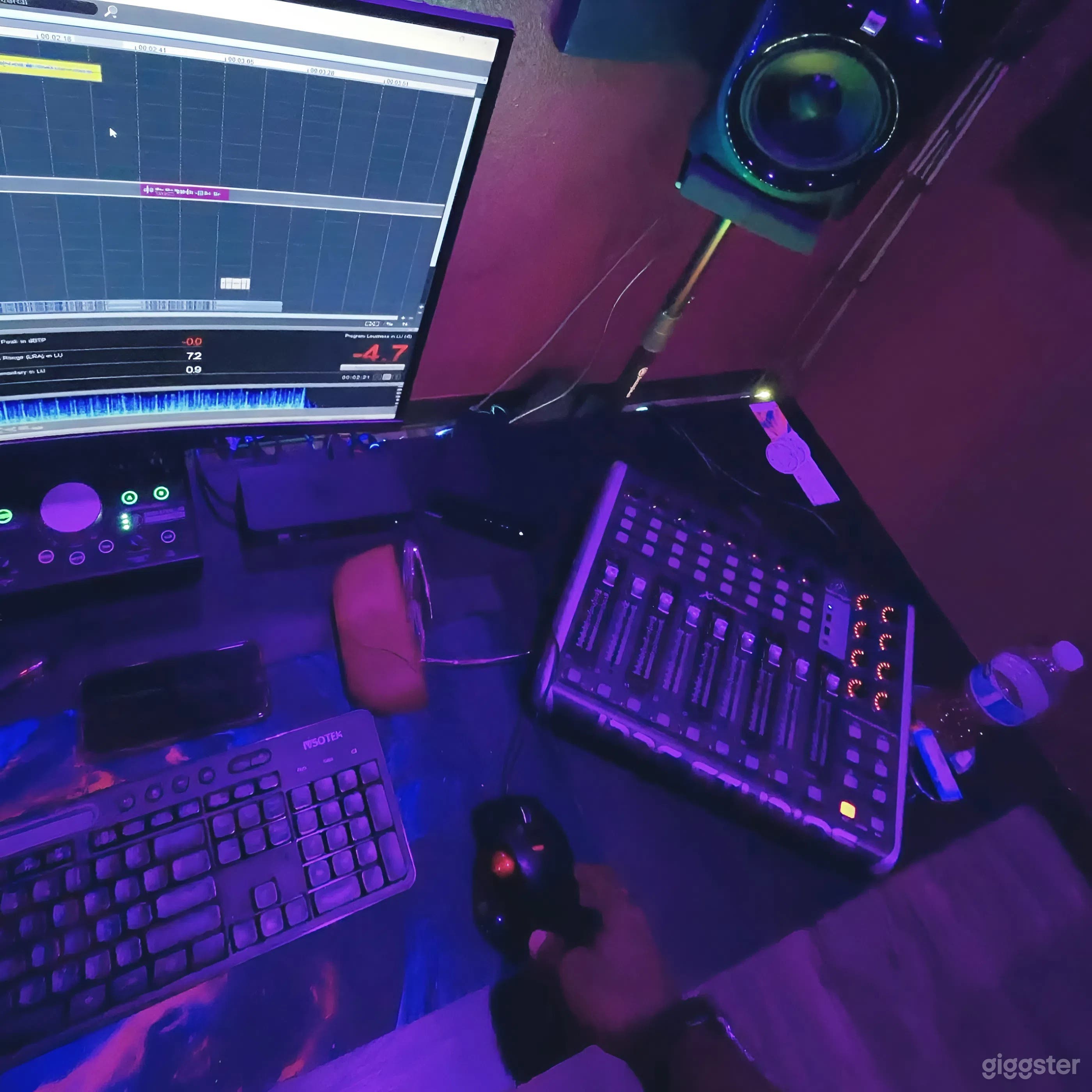 Premium Recording &amp; Production Studio in Phoenix Photo 4