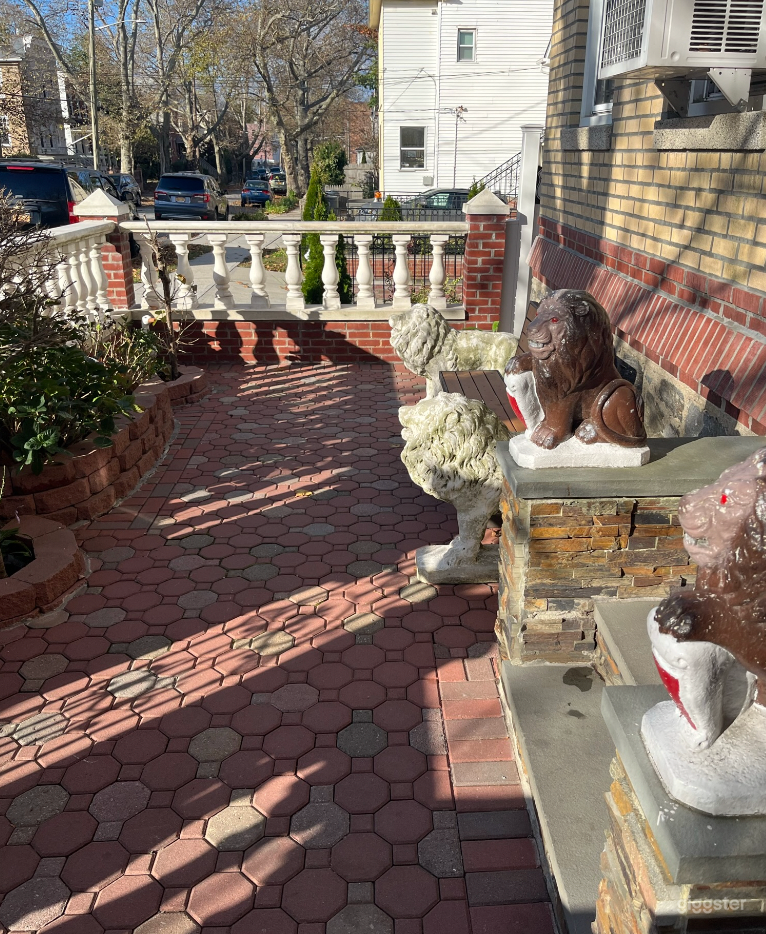 Cool and Fun-filled Outdoor Space for Rent Photo 4