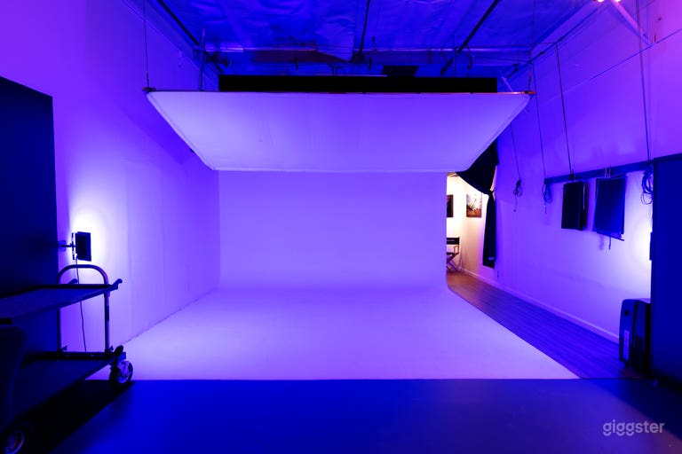  Photo Studio - Santa Clarita 