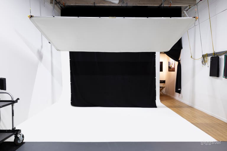  Photo Studio - Santa Clarita 