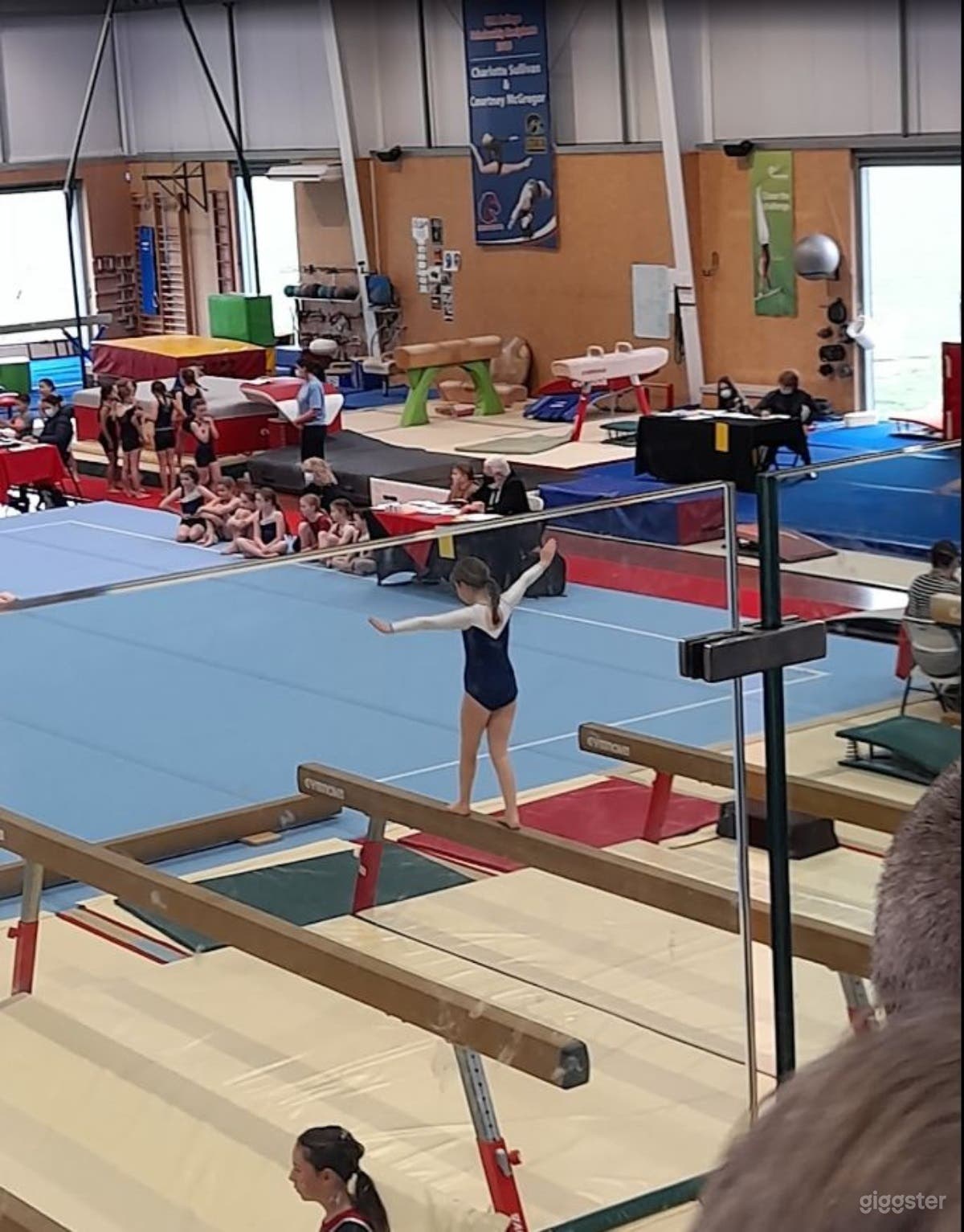 PARTY WITH US Photo 2