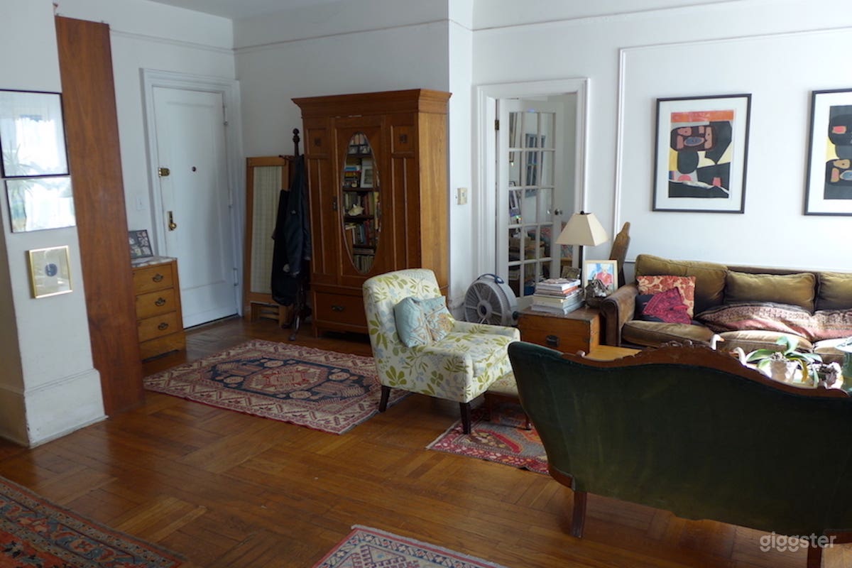 Pre-War Upper West Side Apartment with Musical Instruments Photo 3