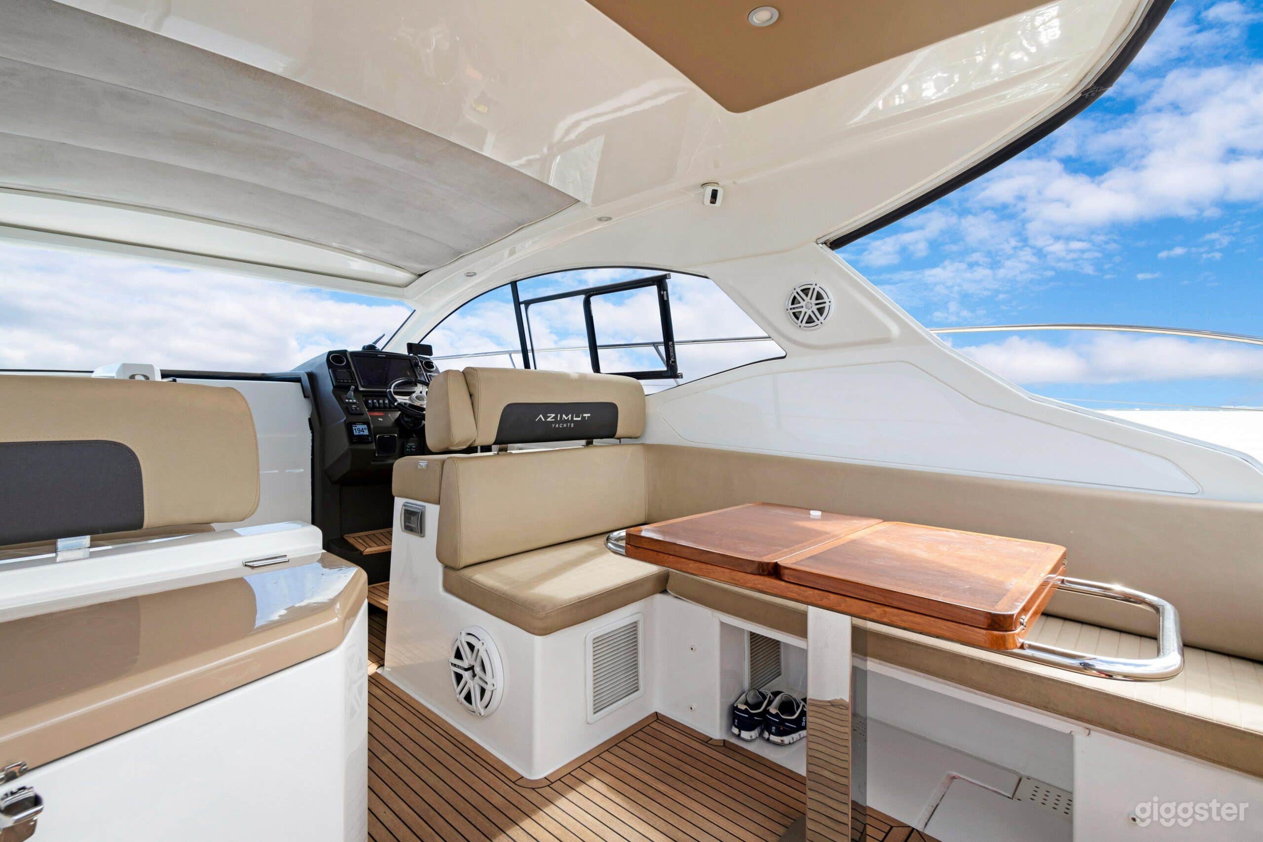 45ft Luxury Party Cruiser (Sea Plans) Photo 2