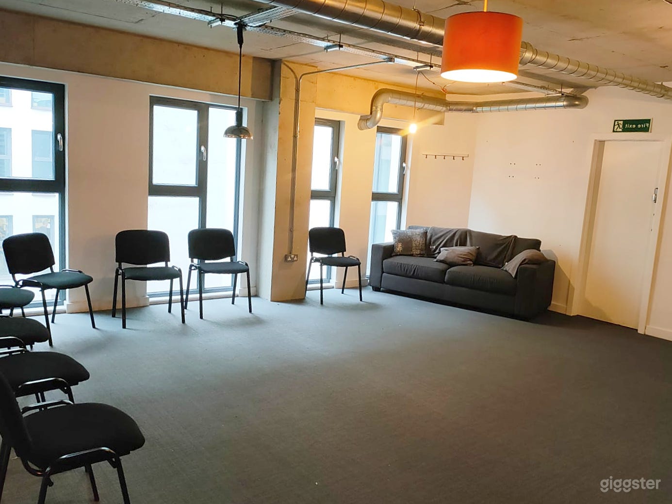 Classroom 2  Photo 4