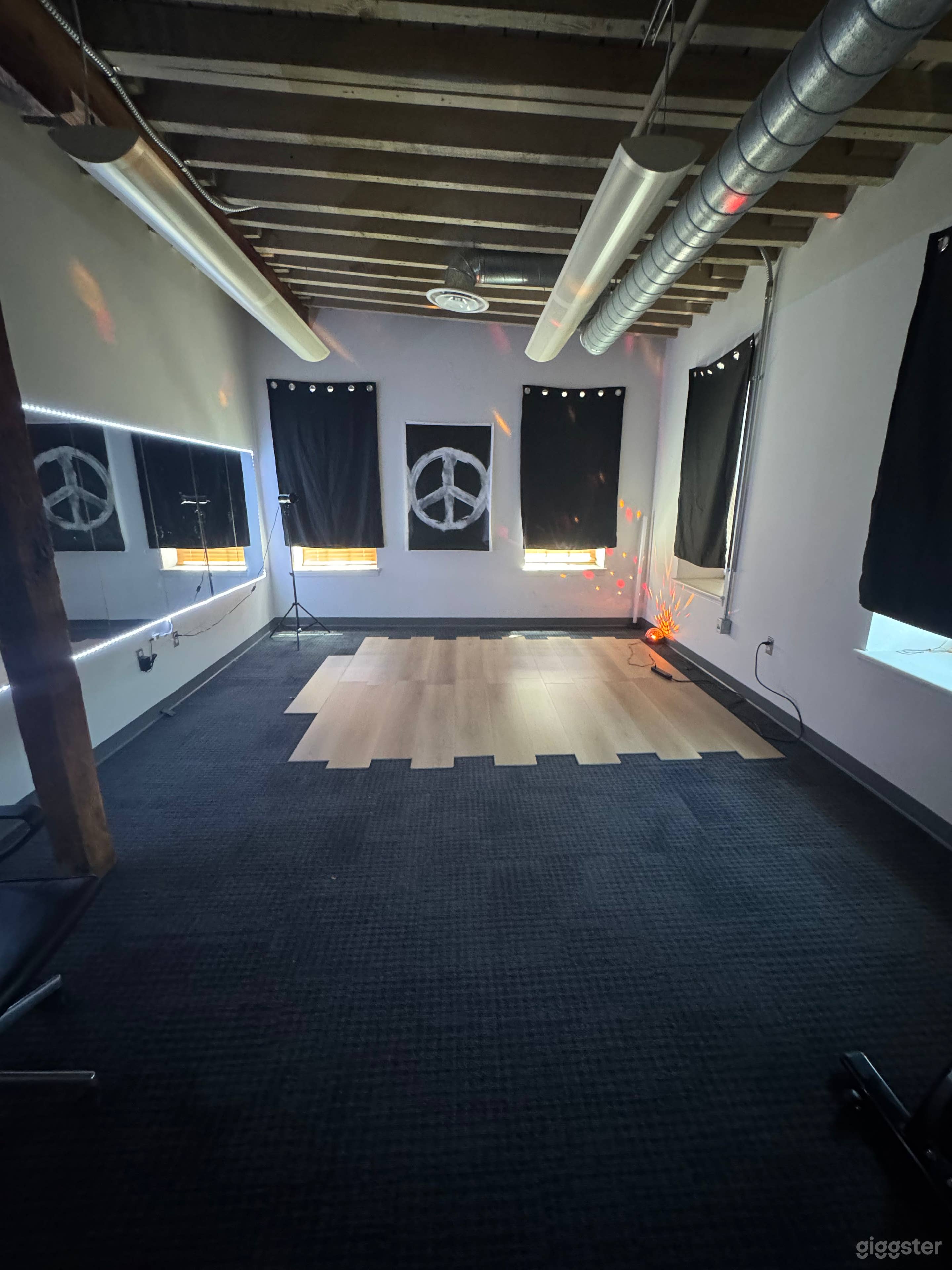 Dynamic Dance &amp; Fitness Studio with Mirrors and LED Lighting Photo 3