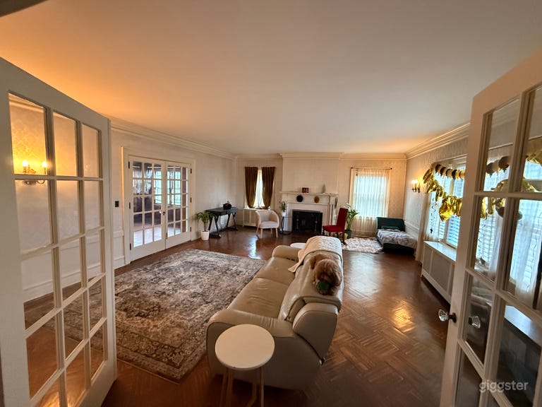  Very spacious 1920s build colonial house 