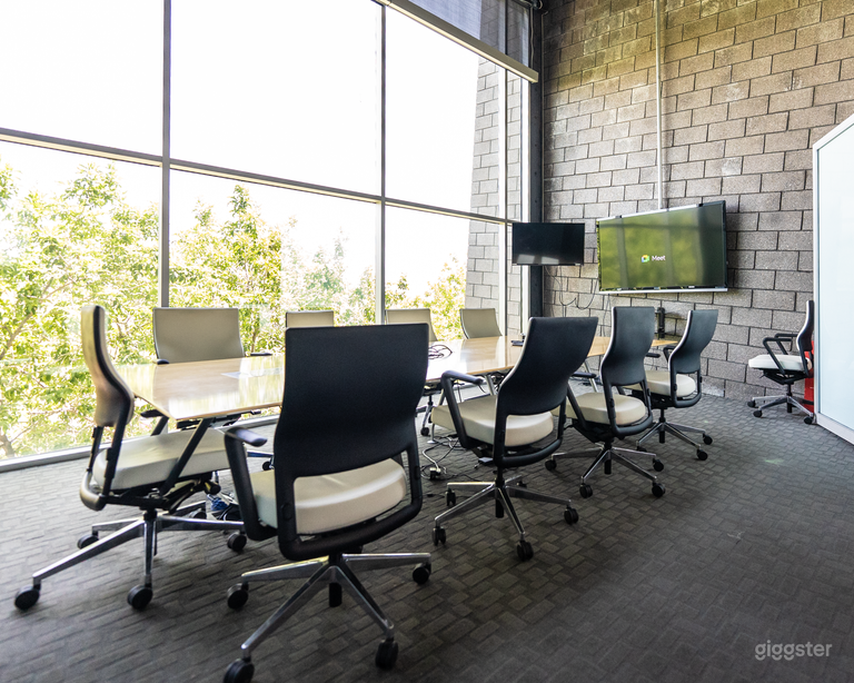  Multiple office spaces and conference rooms to film interviews, host meetings, and store equipment. We also have a lounge area to eat/cater meals. 