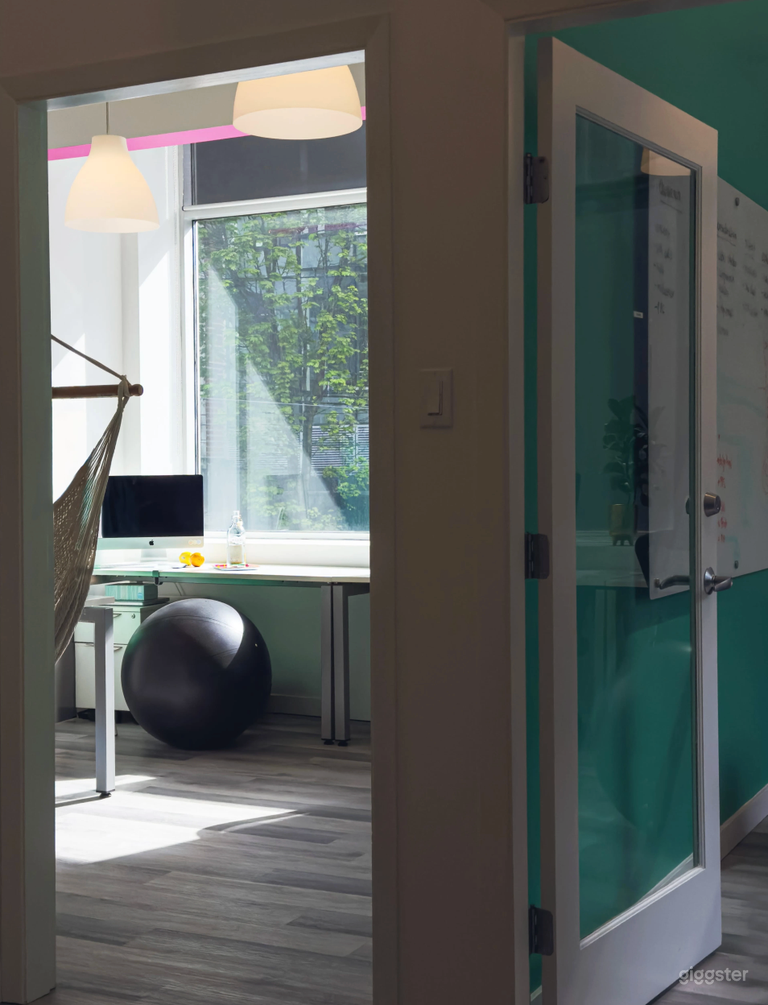  Private Creative Office Near Transit 