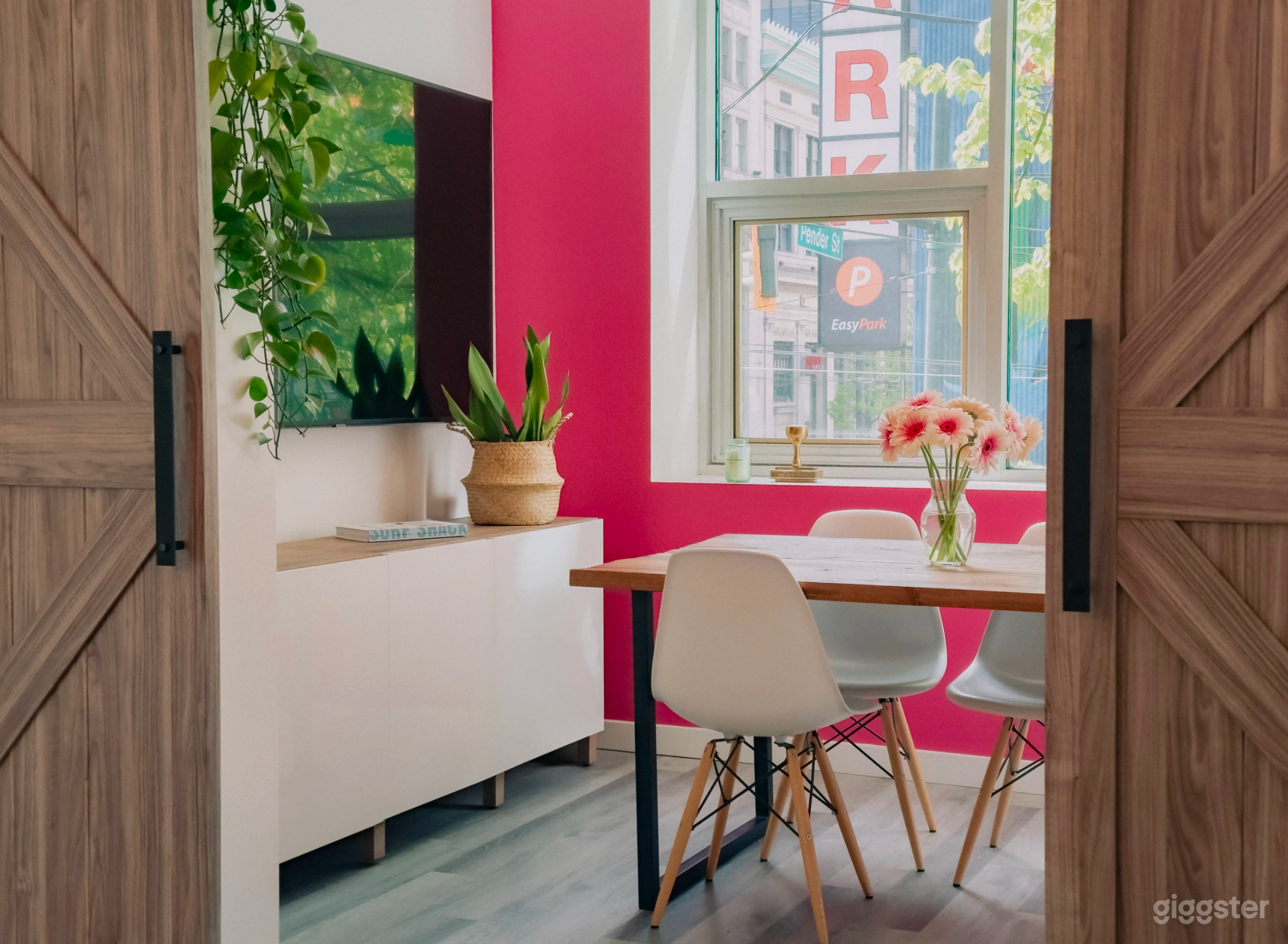 Private Creative Office Near Transit Photo 1