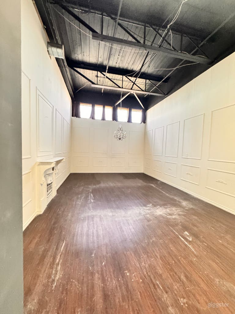  Industrial Modernized Studio 