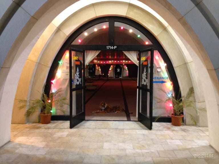  Portes extérieures vers la salle de yoga 