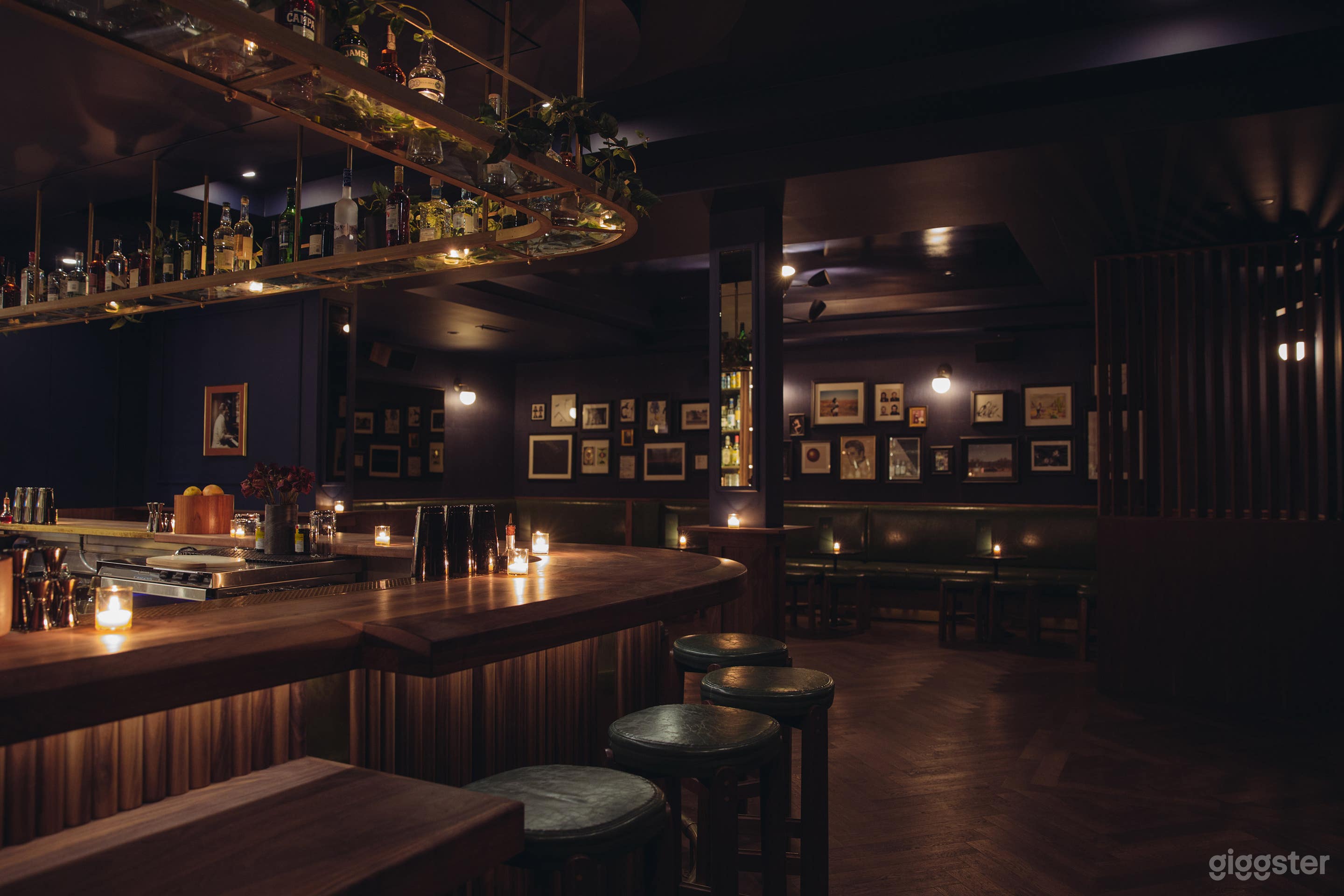 Beautiful Mid-Century Art Deco Cocktail Bar Photo 4