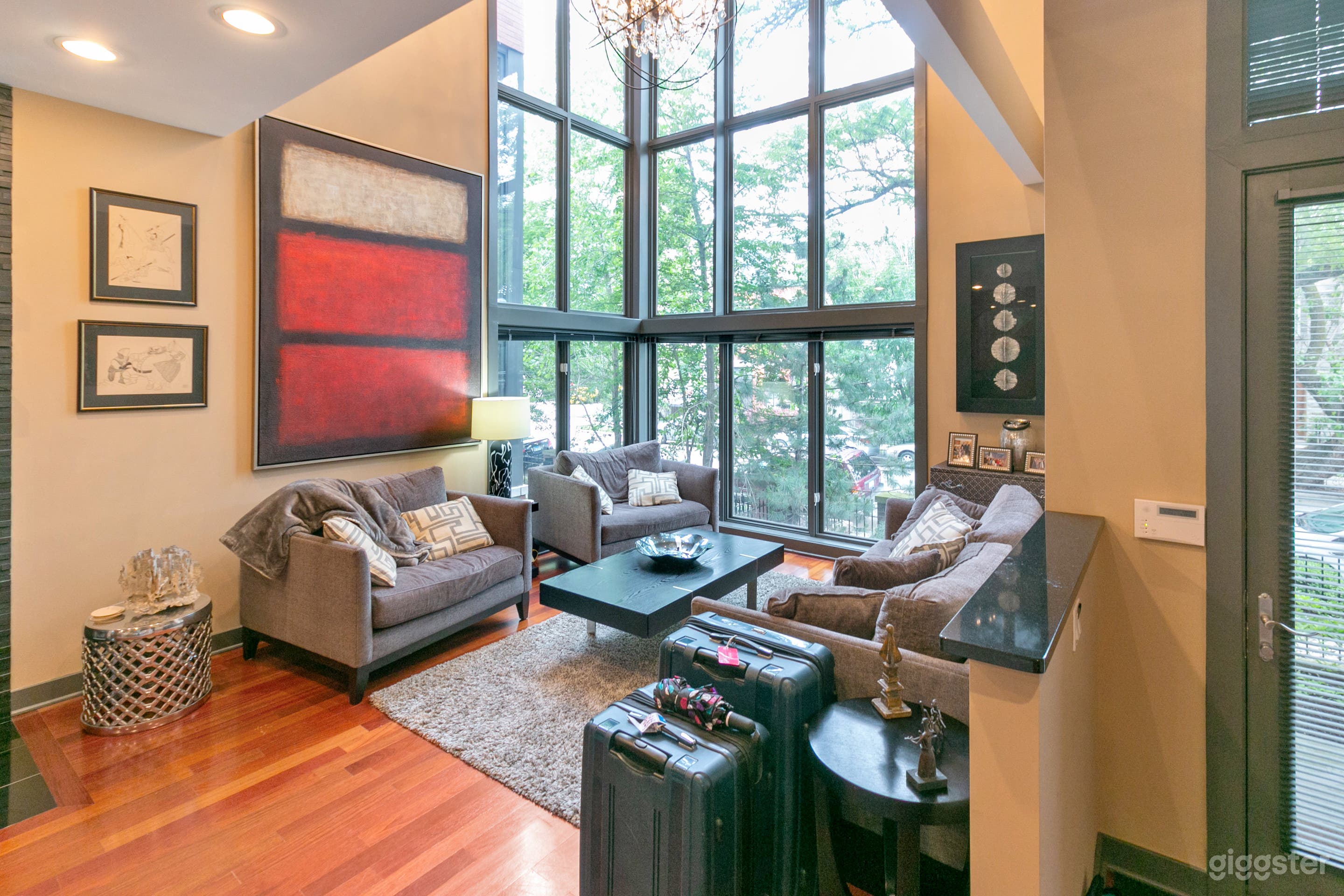 Mansion, Open, 5 Roof Decks, City View, Theater Rm Photo 1