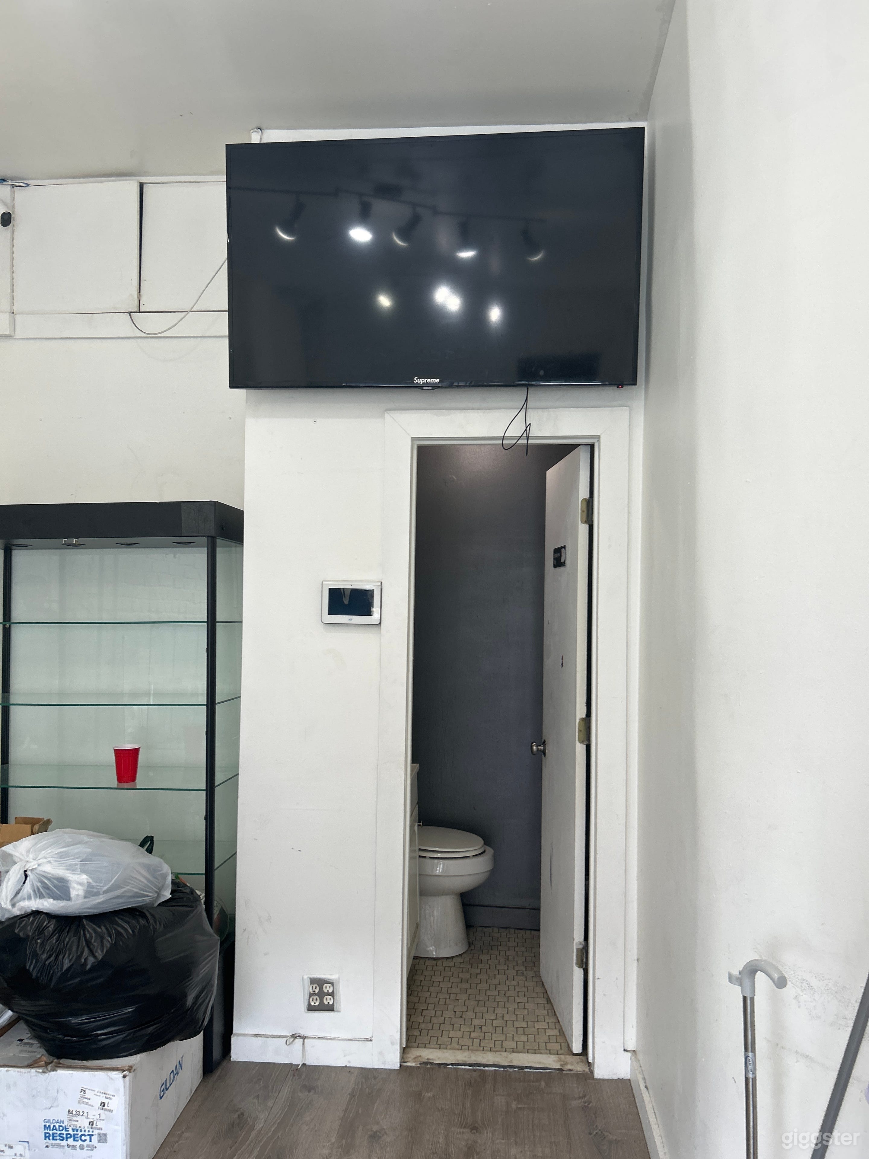 Downtown Brooklyn ParkSlope Pop Up Shop/Production Photo 4