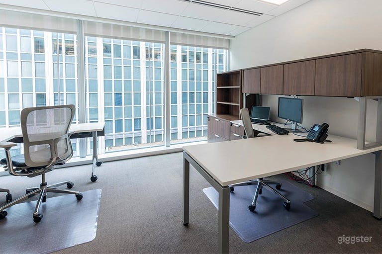  Highly-Equipped Office for 4 People   