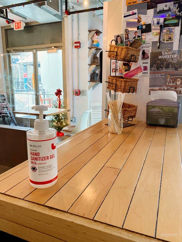 Cozy Coffee Shop in Hoboken Photo 4