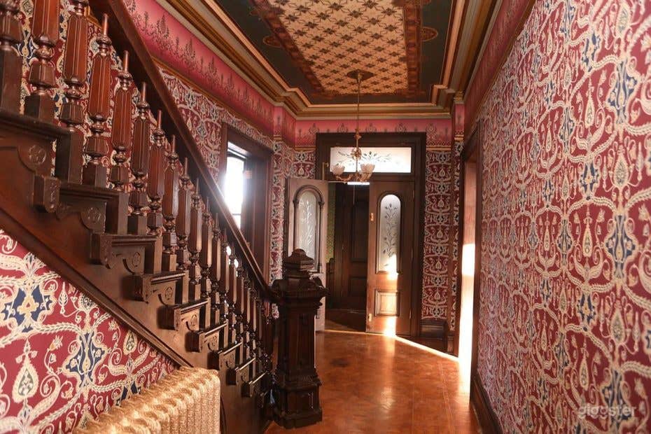 Perfect for Gothic Horror or Victorian Splendor Photo 3