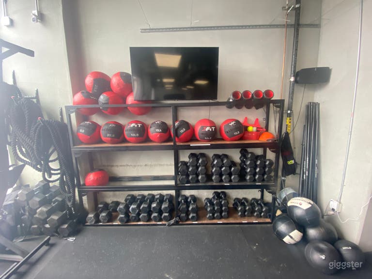  Spacious West Oakland Gym with Industrial Vibes  