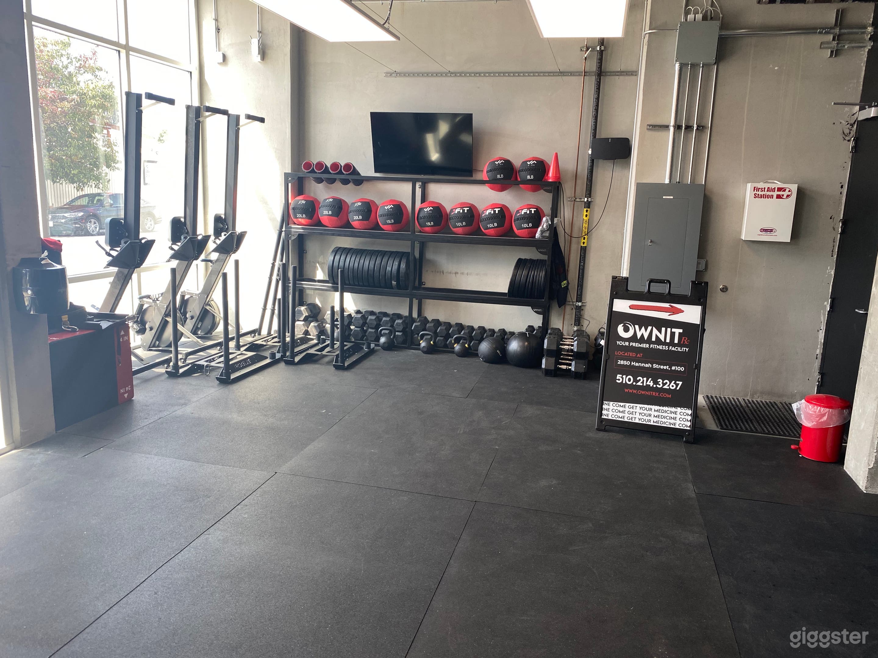 Spacious West Oakland Gym with Industrial Vibes  Photo 2