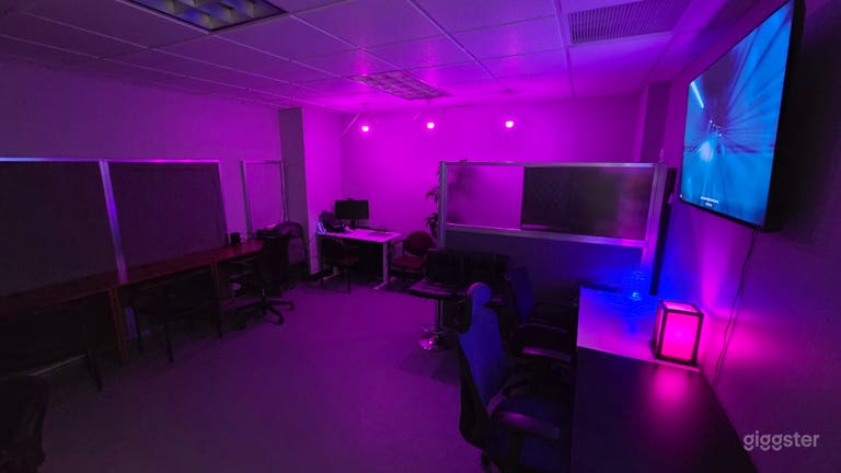  Clean and quiet event rental space 