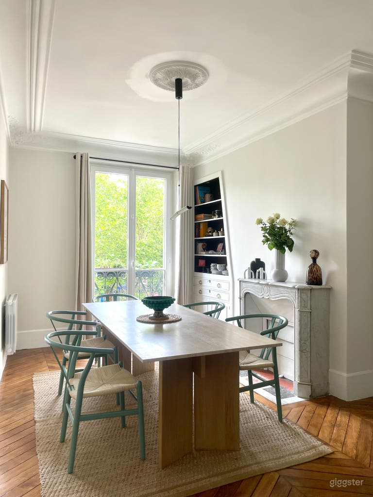  Sophisticated Contemporary Space in the Heart of the City 