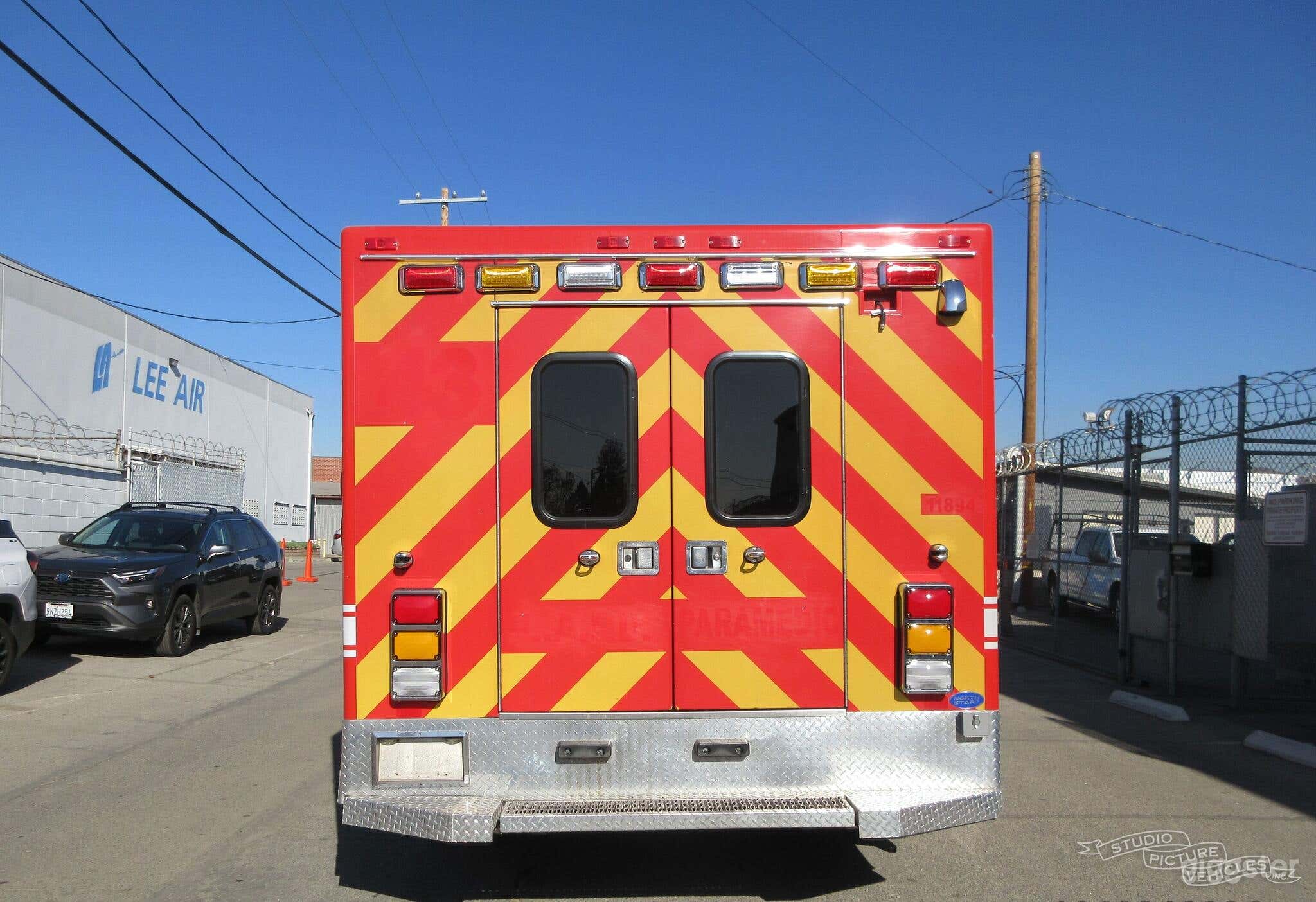 DODGE RAM 4500 AMBULANCE | Ambulance Film Rentals Photo 4