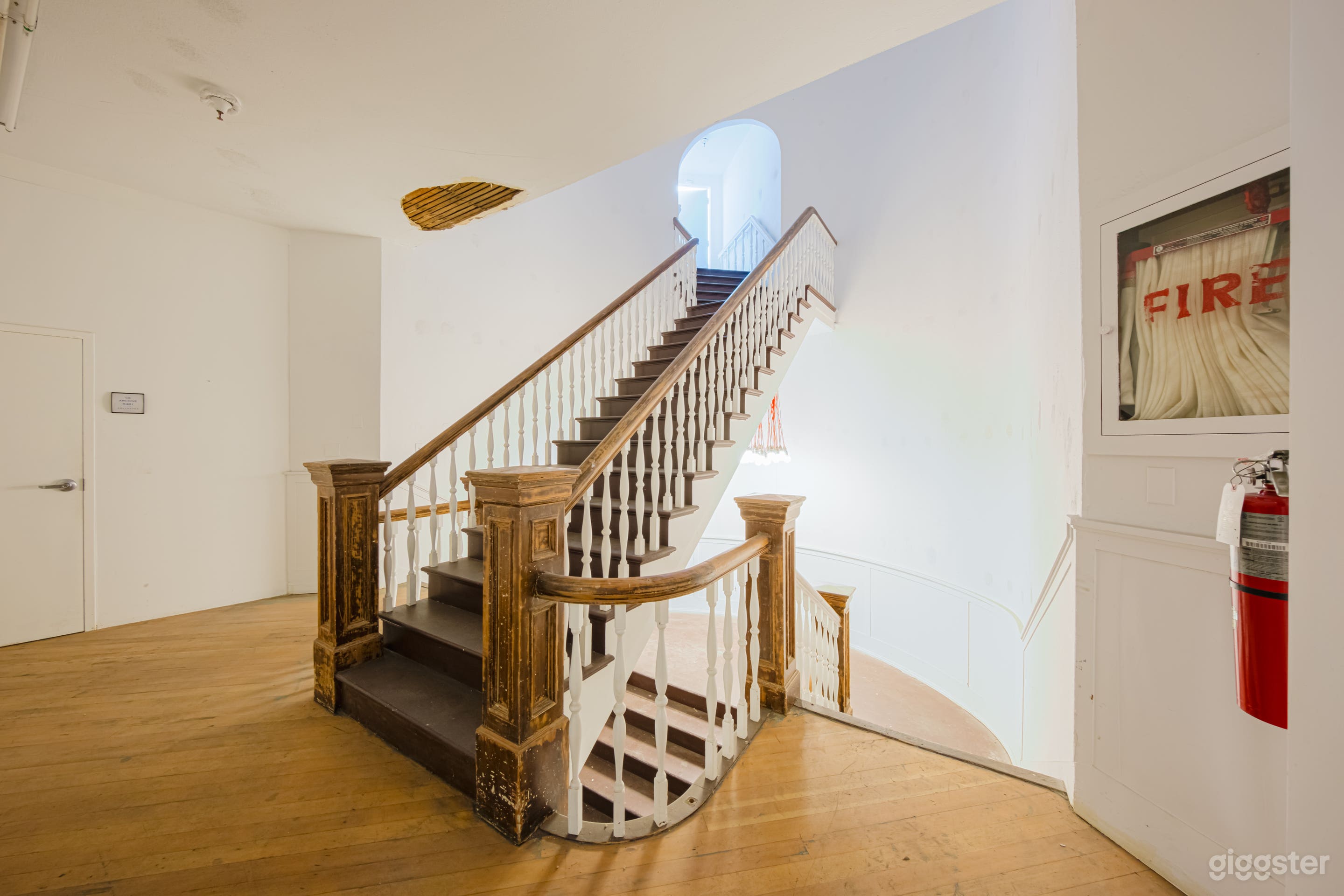 THE INDUSTRIAL CANVAS CREATIVE Photo 3