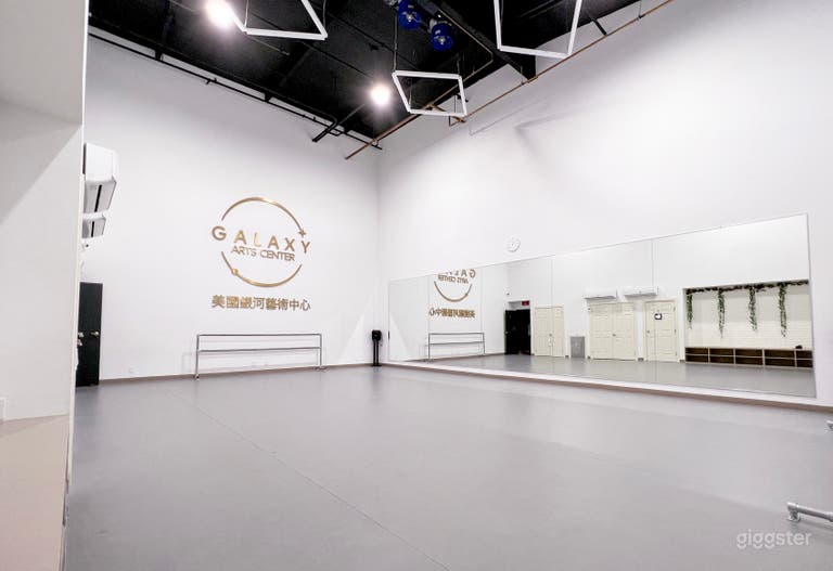  Beautiful & Bright Dance Studio 